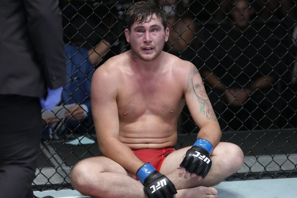 Darren Till lại tiếp tục thi đấu kém hiệu quả